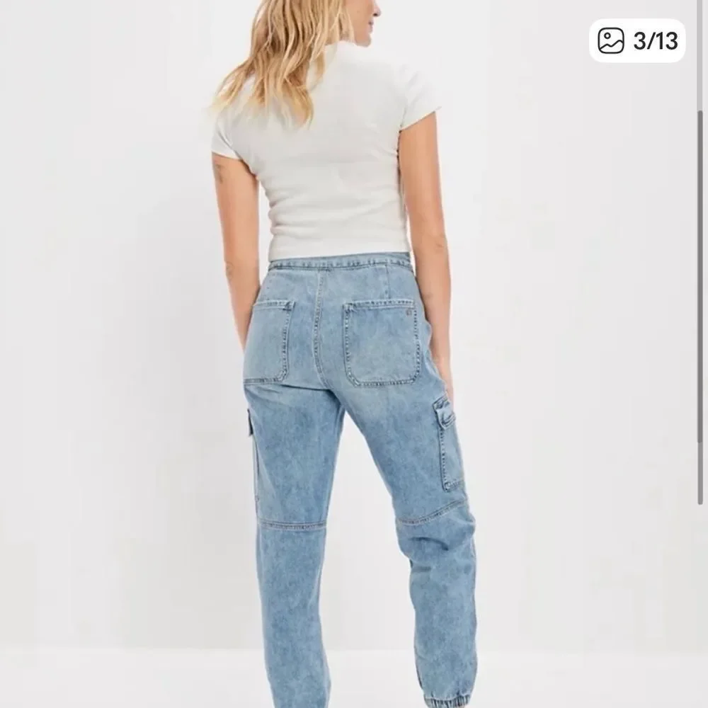 American Eagle Cargo Pocket Jogger Jean 8